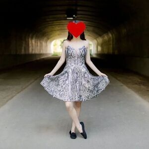 Camille La Vie Prom Dress Grey Metallic Sequin Lace Up Back‎ NWT Size 0